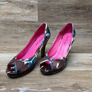 Madden Girl Lourdez Peep Toe Heels Women's Size 9